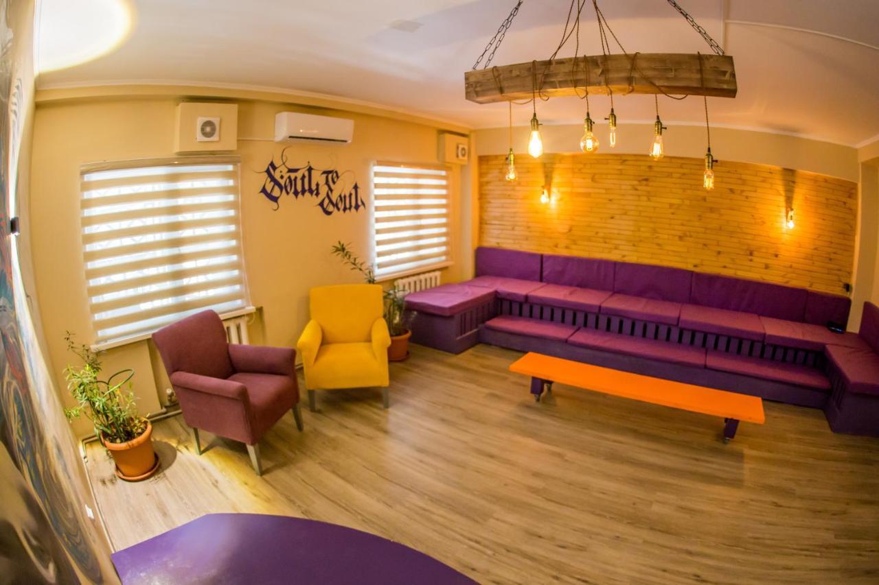 West Point Soul Hostel Almatı Dış mekan fotoğraf