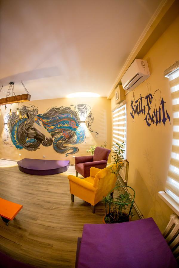West Point Soul Hostel Almatı Dış mekan fotoğraf