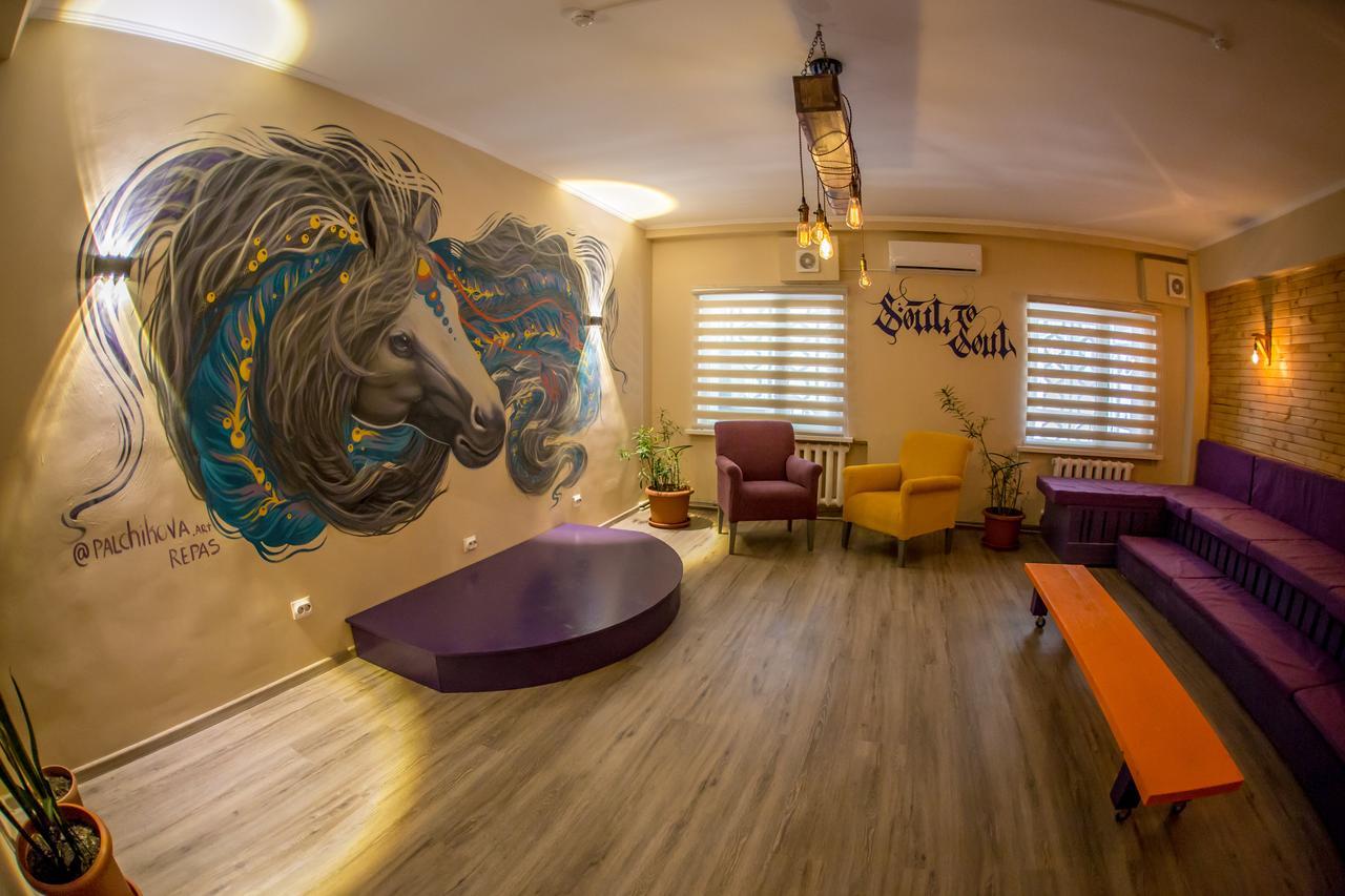West Point Soul Hostel Almatı Dış mekan fotoğraf